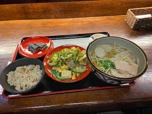 語い処 みるく世果報