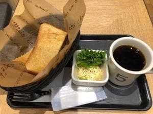 5 CROSSTIES COFFEE グランスタ店