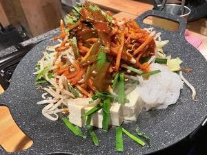 大名もつ鉄板 ひろちゃん