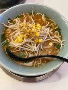 なしかラーメン 米良店