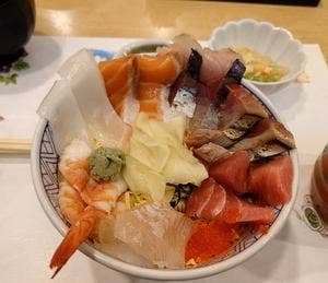 寿司割烹 しきの花