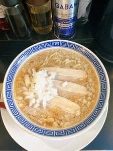 新潟発祥ラーメン なおじ 西新宿店