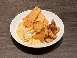 cafe&bar Maru ＠恵花