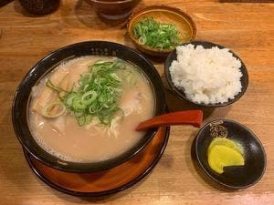 豚旨うま屋ラーメン 中川店