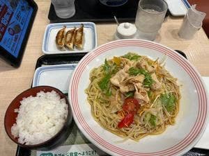 リンガーハット 福岡諸岡店