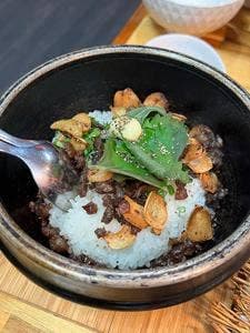 YAKIYAKI 乾杯酒場