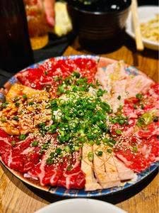 ジャストミート 大名店