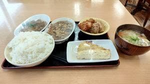 半田屋 サッポロファクトリー前店