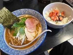 濃厚鶏そば 麺屋武一 汐留店