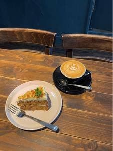 CAFE WHĀNAU