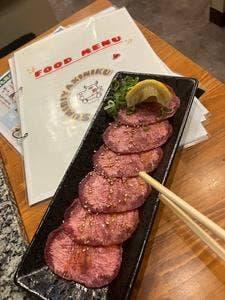 炭火焼肉 牛司 上新庄店
