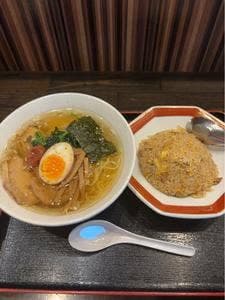 麺屋 ななひら