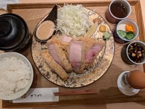 覚王山とんかつ わだ福