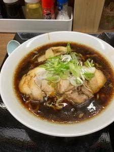 ラーメンカフェ なないろ