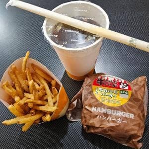 ゼッテリア 田町芝浦店