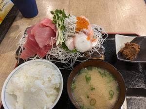 三崎まぐろ 徳多屋