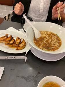 餃子の味よし 渋谷道玄坂店