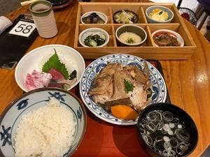 魚屋スタンド ふじ子