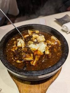 四川料理 川府