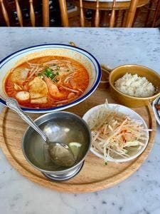 シンガポール 海南鶏飯 水道橋店