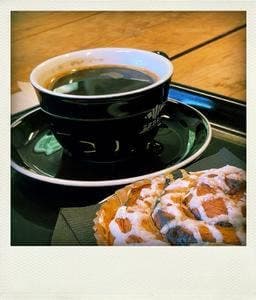 ZEBRA Coffee & Croissant 津久井本店