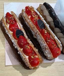 SWEETS BANK SHOP 春華堂