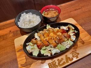 豚とん亭 小禄駅前店