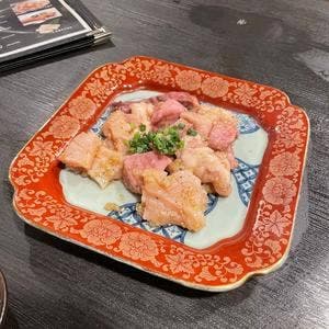 赤身焼肉 ホルモン 研磨