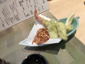 魚味処 たけや
