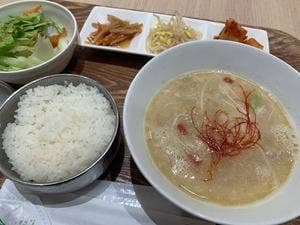 コリアンダイニング白雲台