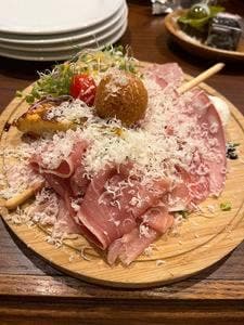 Wine Bar Pizzeria IL Boschetto