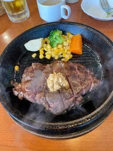 炭焼ステーキくに 越谷レイクタウン店