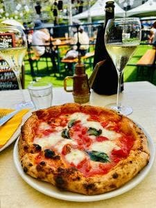 ピッツエリア ダ ガエターノ大名店