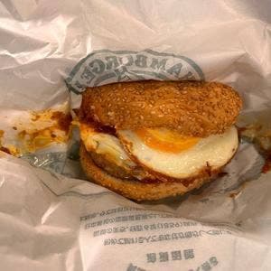 ラッキーピエロ 函館駅前店