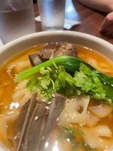 西安刀削麺酒楼 本郷店