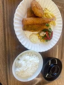 カフェはなもも