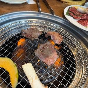 ハヌリ 新宿歌舞伎町ゴジラ通り店
