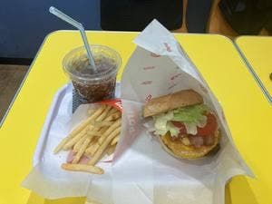 ハンバーガーショップ ヒカリ させぼ五番街店