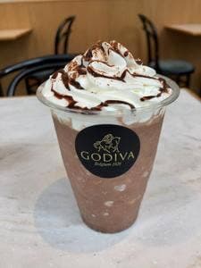 GODIVA café Hibiya