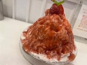 White Magic ice cafe