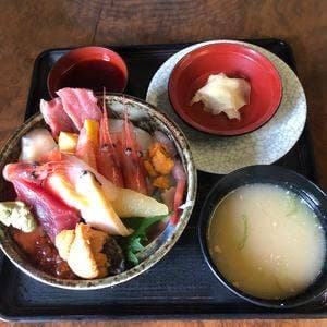 鮨居酒屋 忠