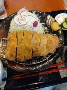 とんかつ美とん