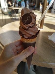 Lindt Chocolat Cafe 三井アウトレットパーク入間店