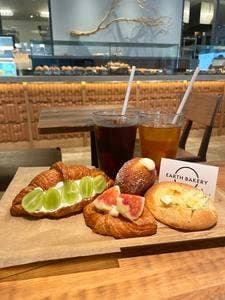 EARTH BAKERY & CAFE