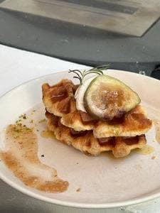 Whitely Cafe