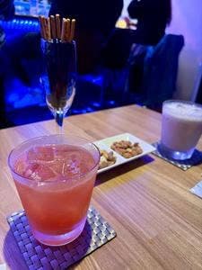 CAFE BAR m