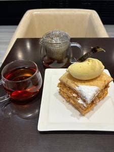 シャンドワゾー グラシエ ショコラティエ