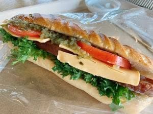 サフラン 丘の上店