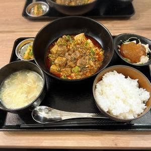 中華食堂 山三亭