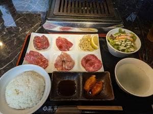 神戸牛焼肉 萬貫